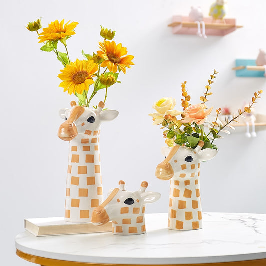 Gentle Giraffe Vase